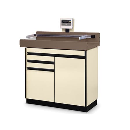 Hausmann 4945 pediatric table with built-in digital scale - Image 1