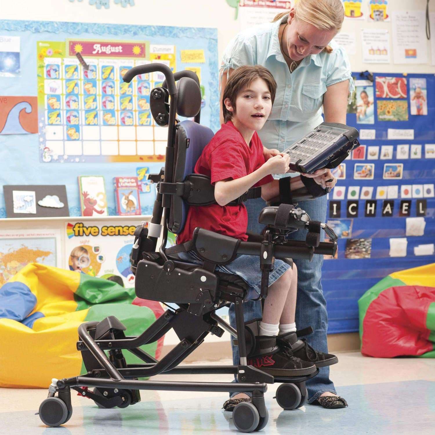 Rifton Activity Chair with Standard Base - Medium - Image 4